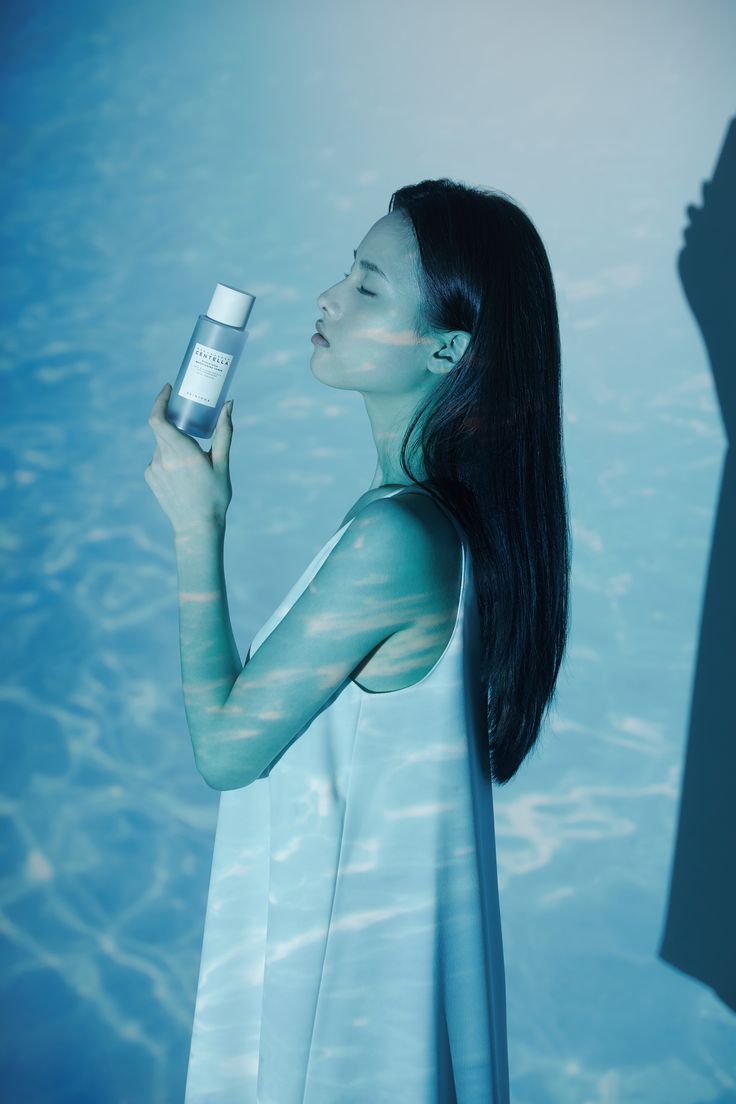 SKIN1004 - Hyalu-Cica Brightening Toner 210ml