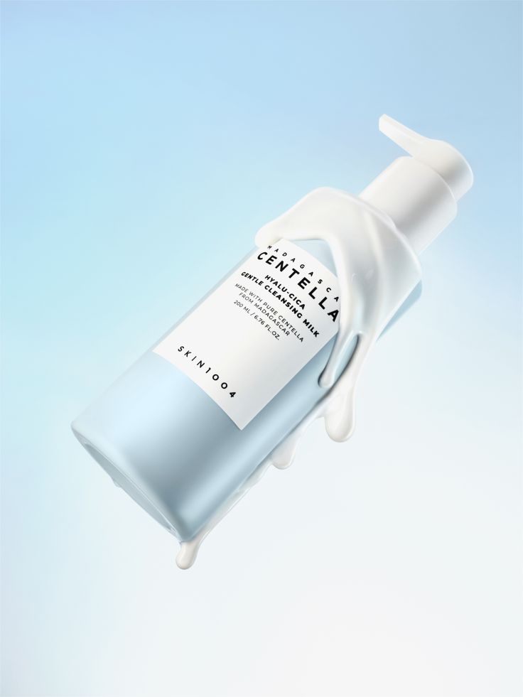SKIN1004 - Hyalu-Cica Cleansing Milk 200ml