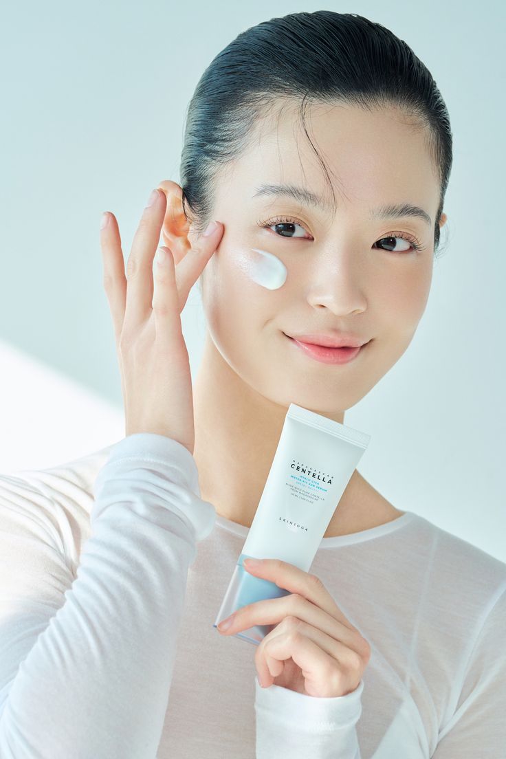 SKIN1004 - Hyalu-Cica Water-Fit Sun Serum SPF50+ 50ml