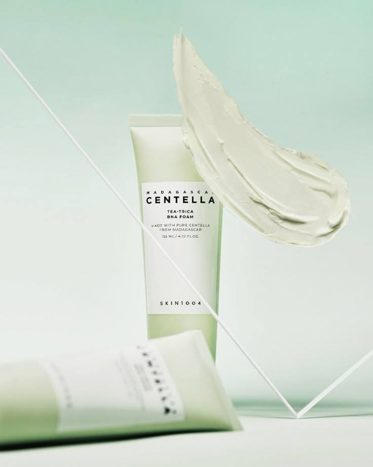 SKIN1004 - Tea-Trica BHA Cleansing Foam 125ml